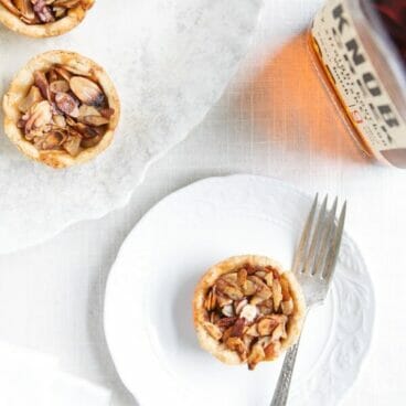 Mini apple pies