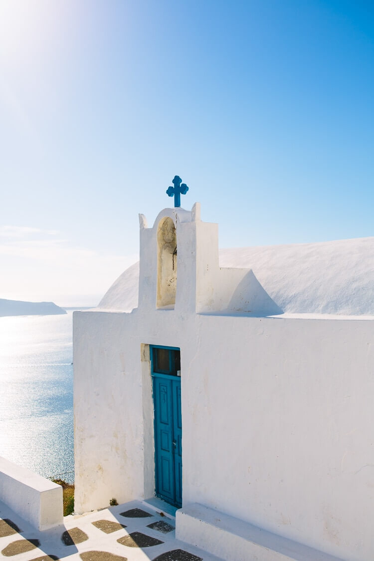 Things to do in Santorini | Skaros Rock