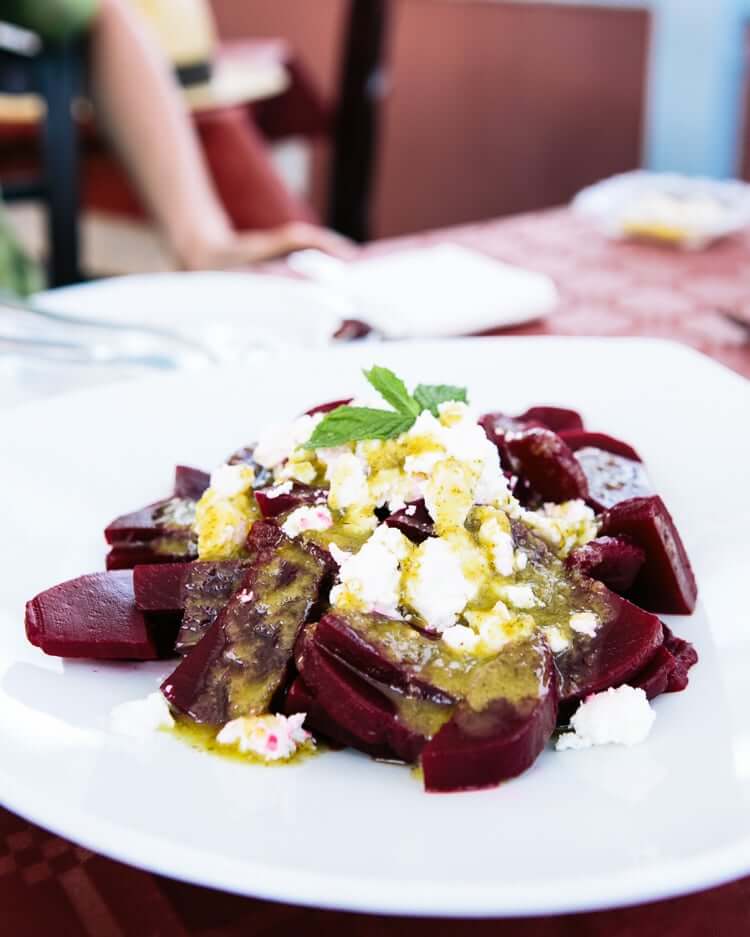 Best restaurants in Santorini | Beet salad