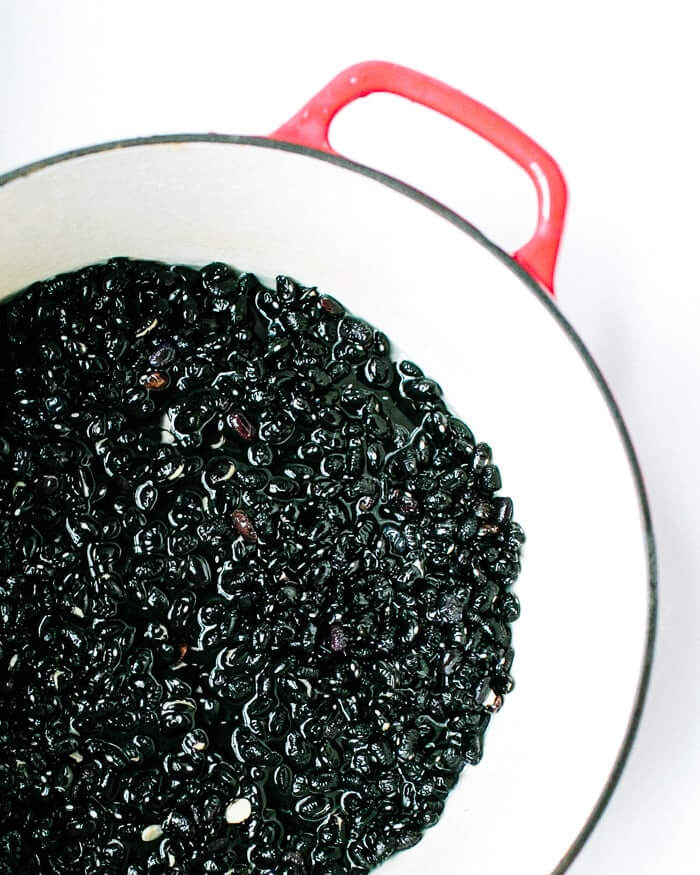 How to Cook Dried Beans (Dutch Oven Method) | A Couple Cooks