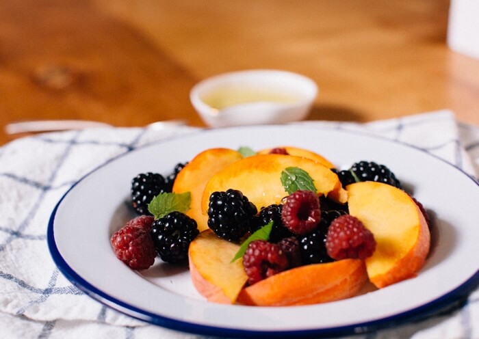 Mint syrup with peaches | Easy peach dessert