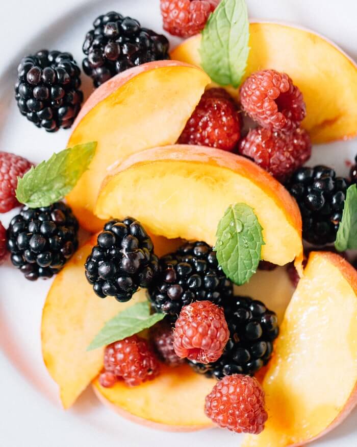 Mint syrup with peaches | Easy peach dessert