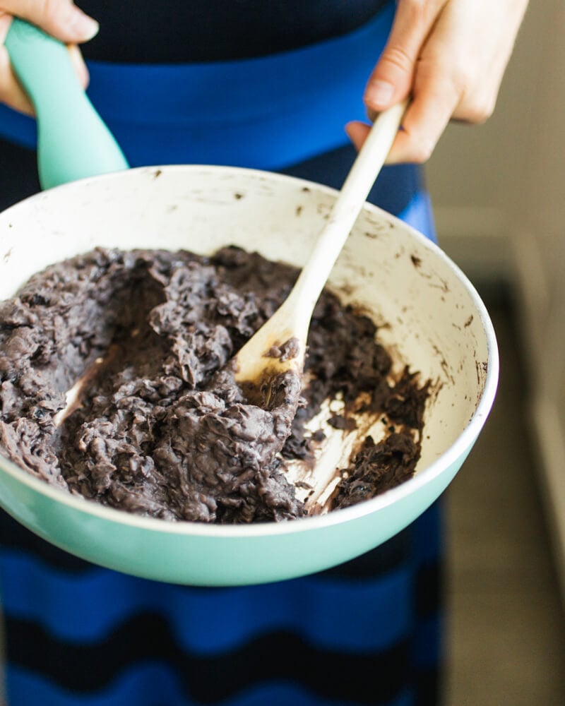 Refried Black Beans Recipe | How to make refried black beans