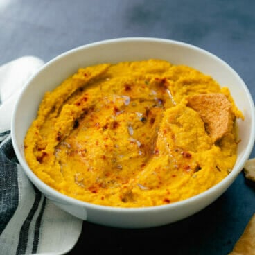 Easy Pumpkin Hummus