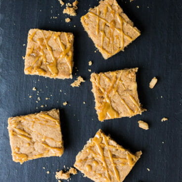 Maple Macadamia Vegan Blondies | A Couple Cooks