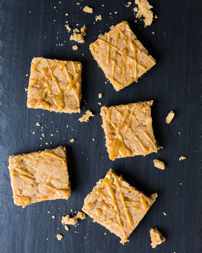 Maple vegan blondies