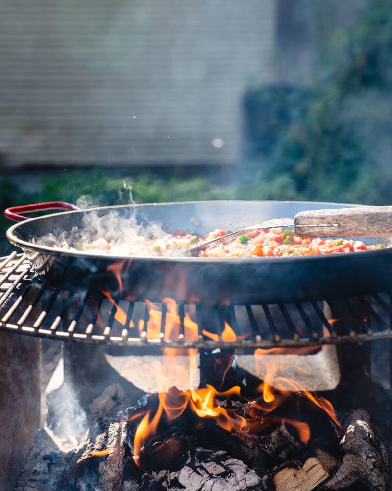 Open fire seafood paella recipe | best paella pan
