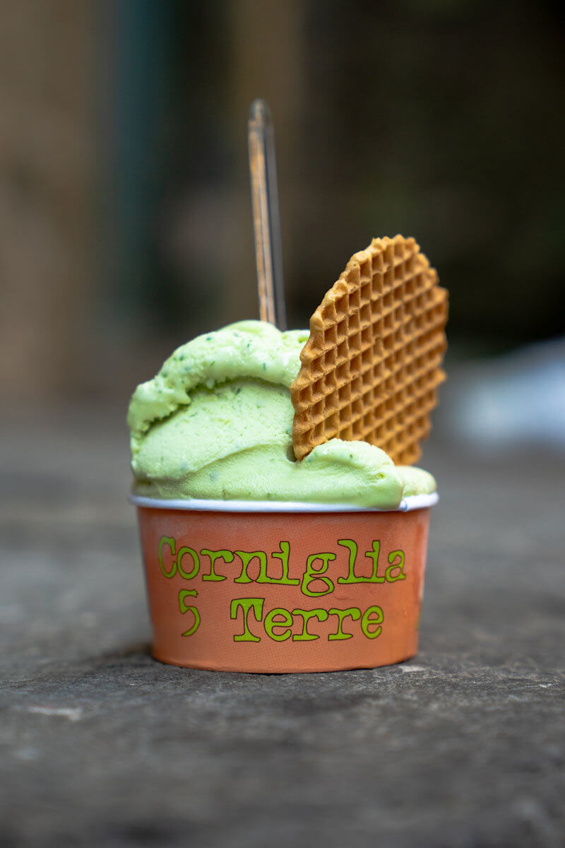 Gelato | Gelato in Italy | Cinque Terre | Cinque Terre hiking | Corniglia