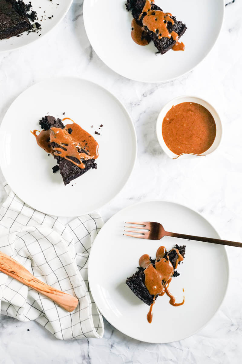 Brownie pie recipe | Baking cookbooks | Flourless brownie pie