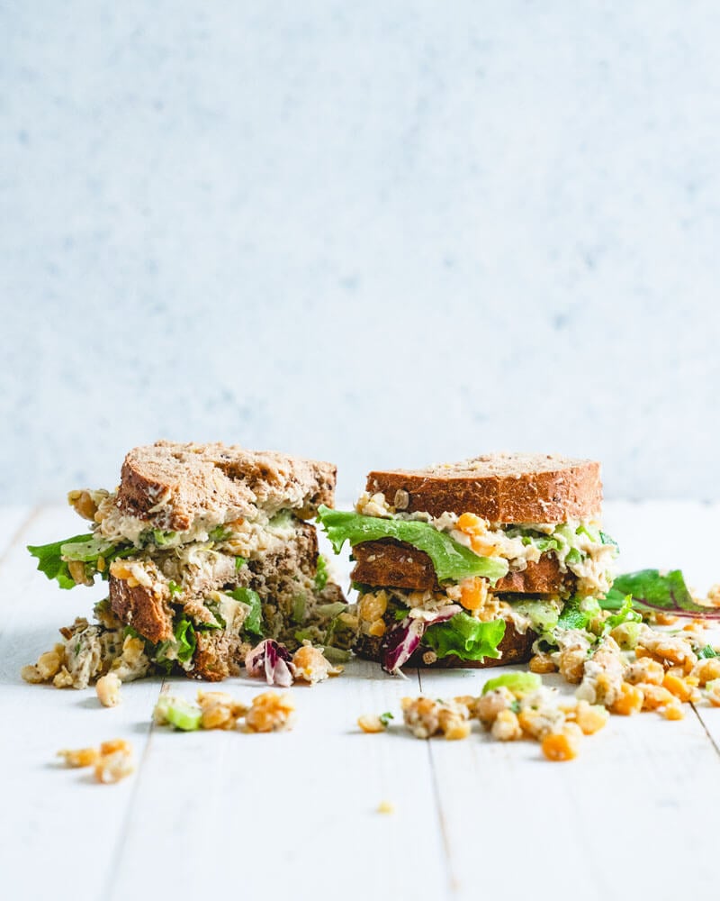 Chickpea salad sandwich | Vegetarian chicken salad sandwich | Easy lunch recipes