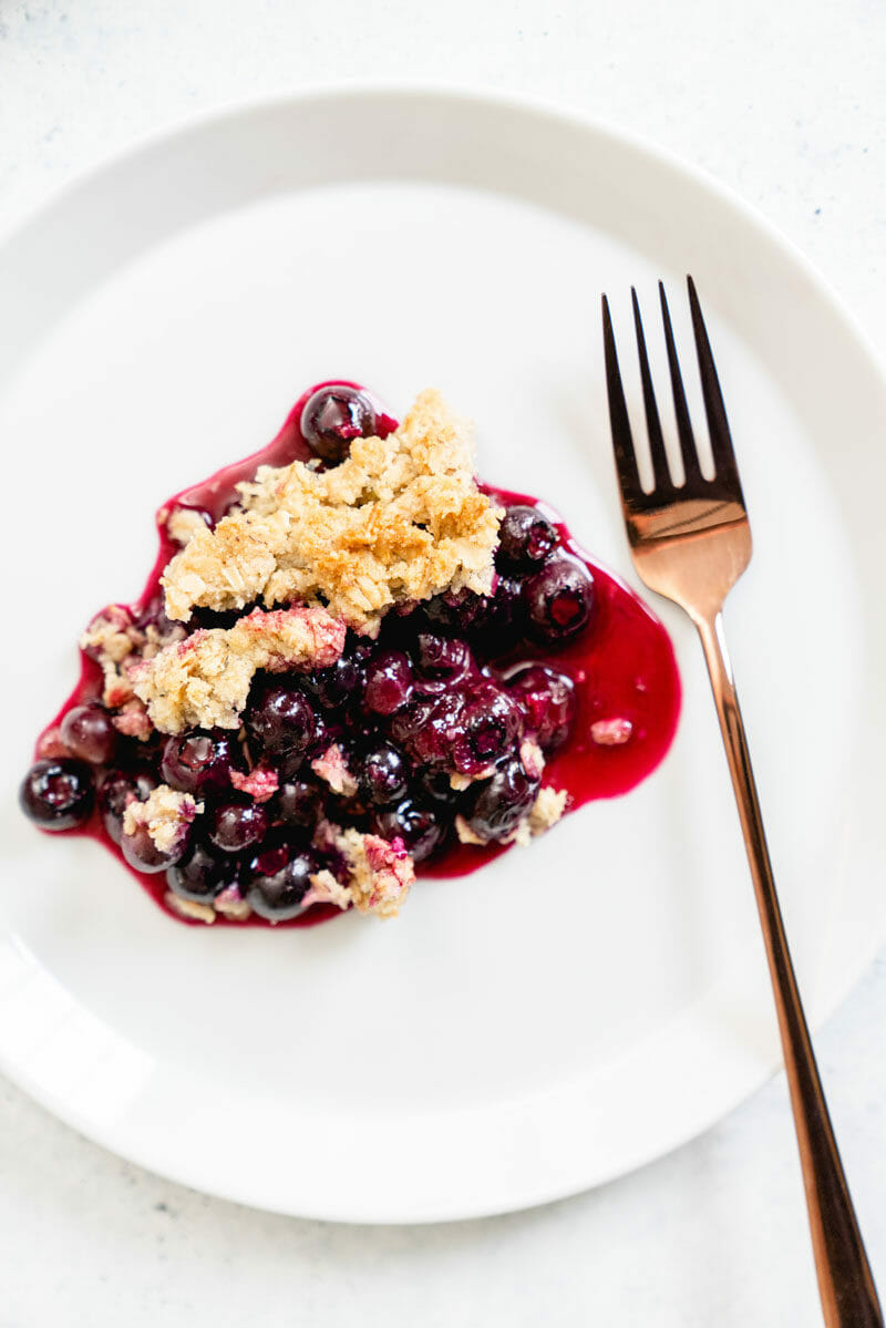 Easy blueberry crisp