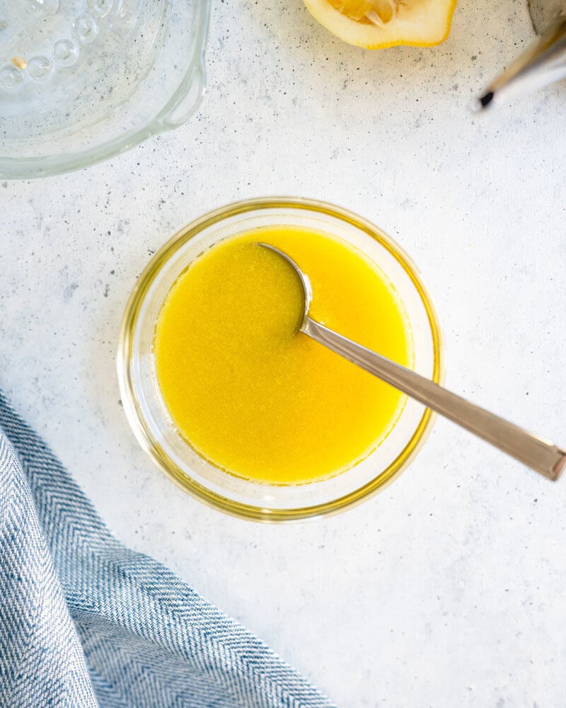 Lemon salad dressing