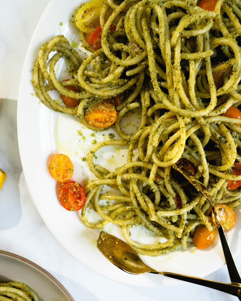 Vegan pesto pasta