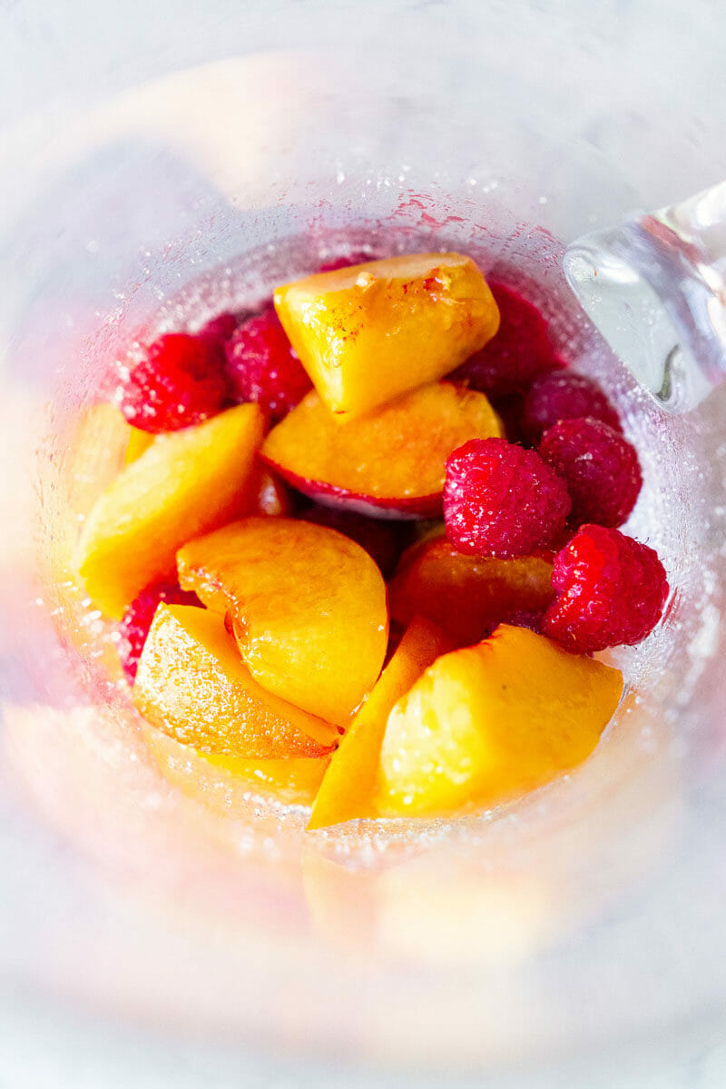 Peach sangria