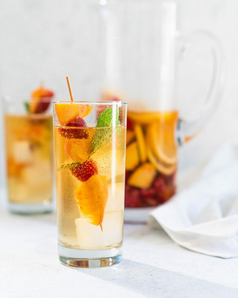 Peach sangria