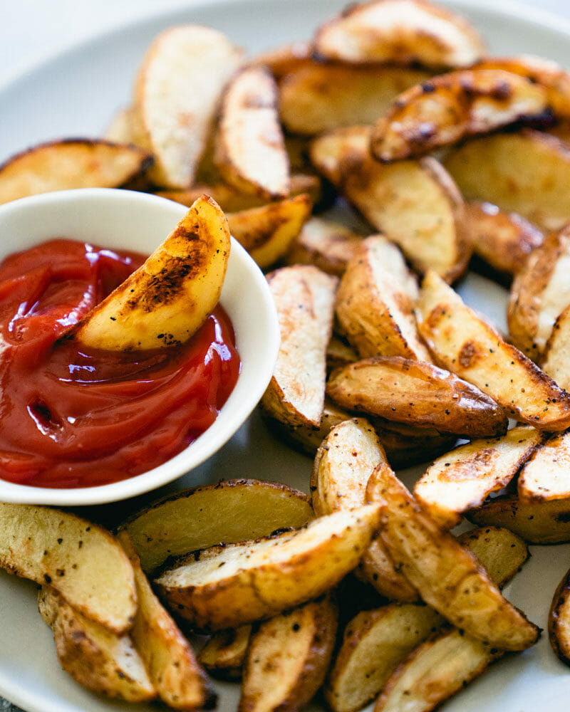 Baked potato wedges