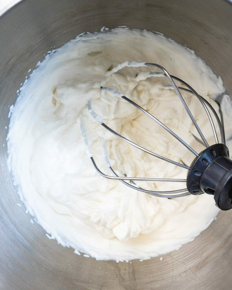 How to make alcoholic whipped cream