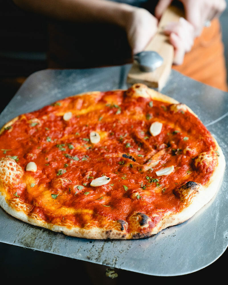 Pizza marinara