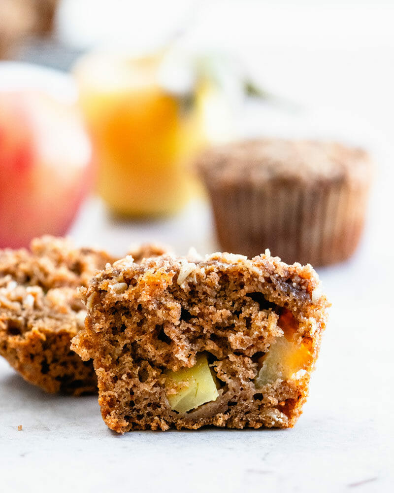 Apple muffins