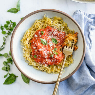 Spaghetti squash spaghetti
