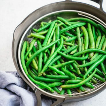 Steamed green beans