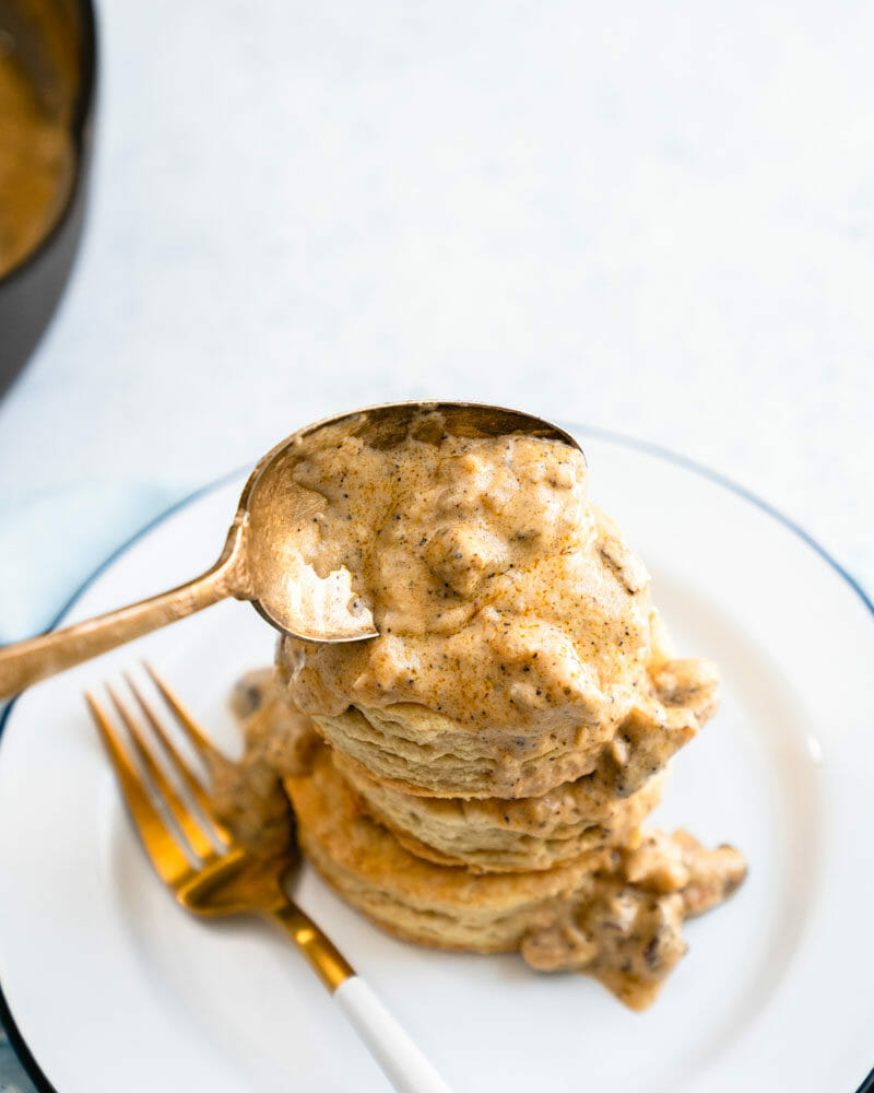 Vegan biscuits and gravy