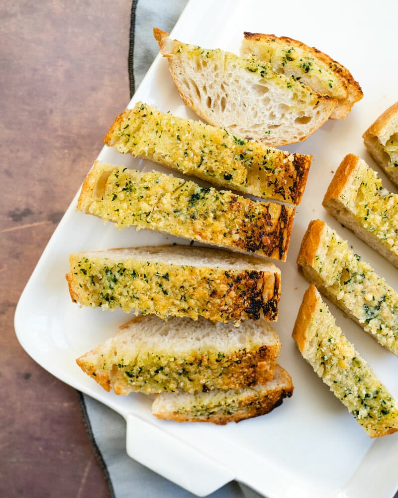 Step 4: slice into pieces and serve!