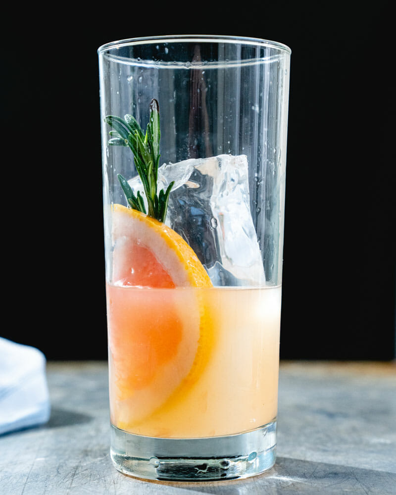 Grapefruit cocktail