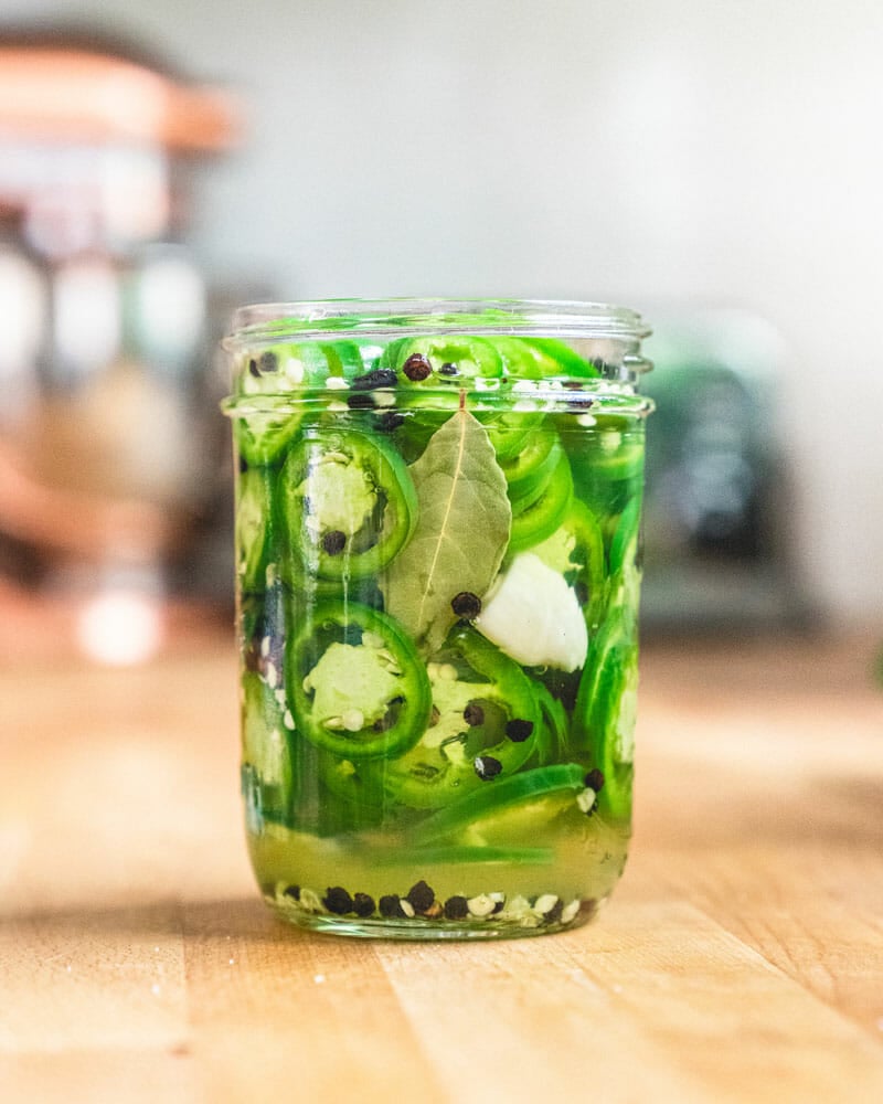 Pickled jalapeño peppers