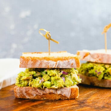 Avocado tuna salad