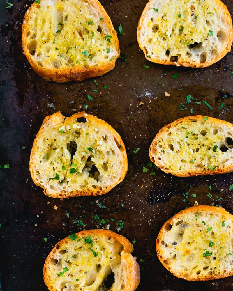 How to make garlic toast