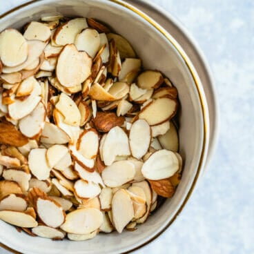 How to toast almonds