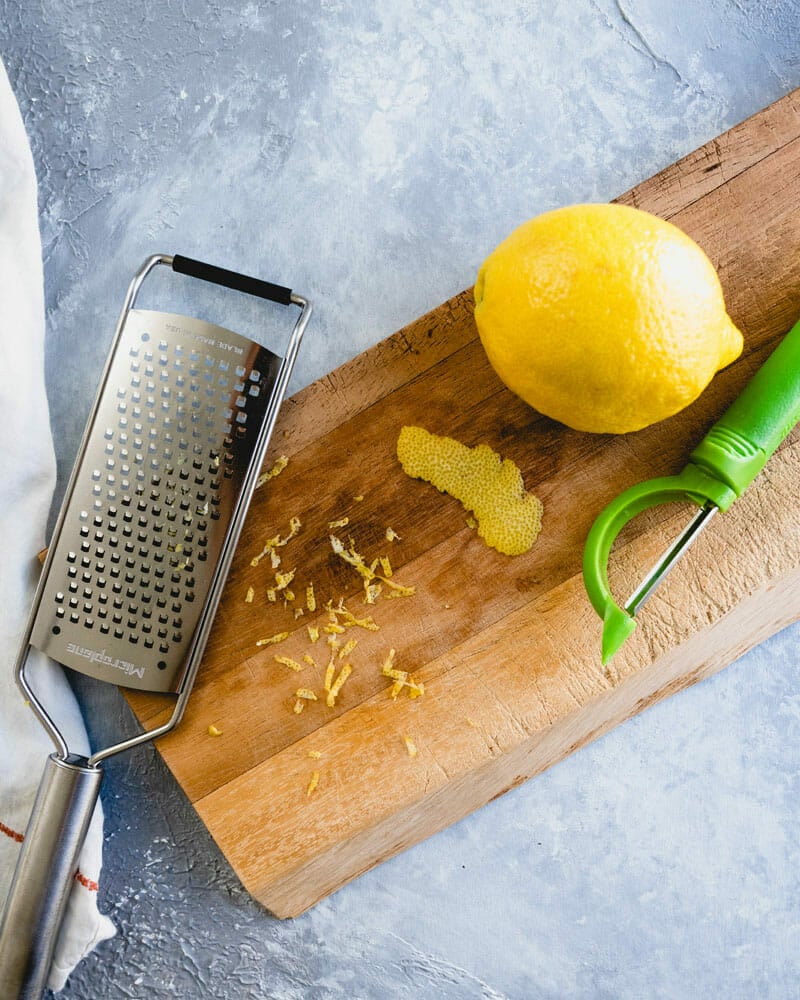 How to zest a lemon