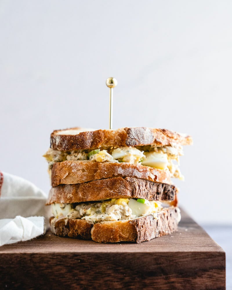 Tuna salad with egg