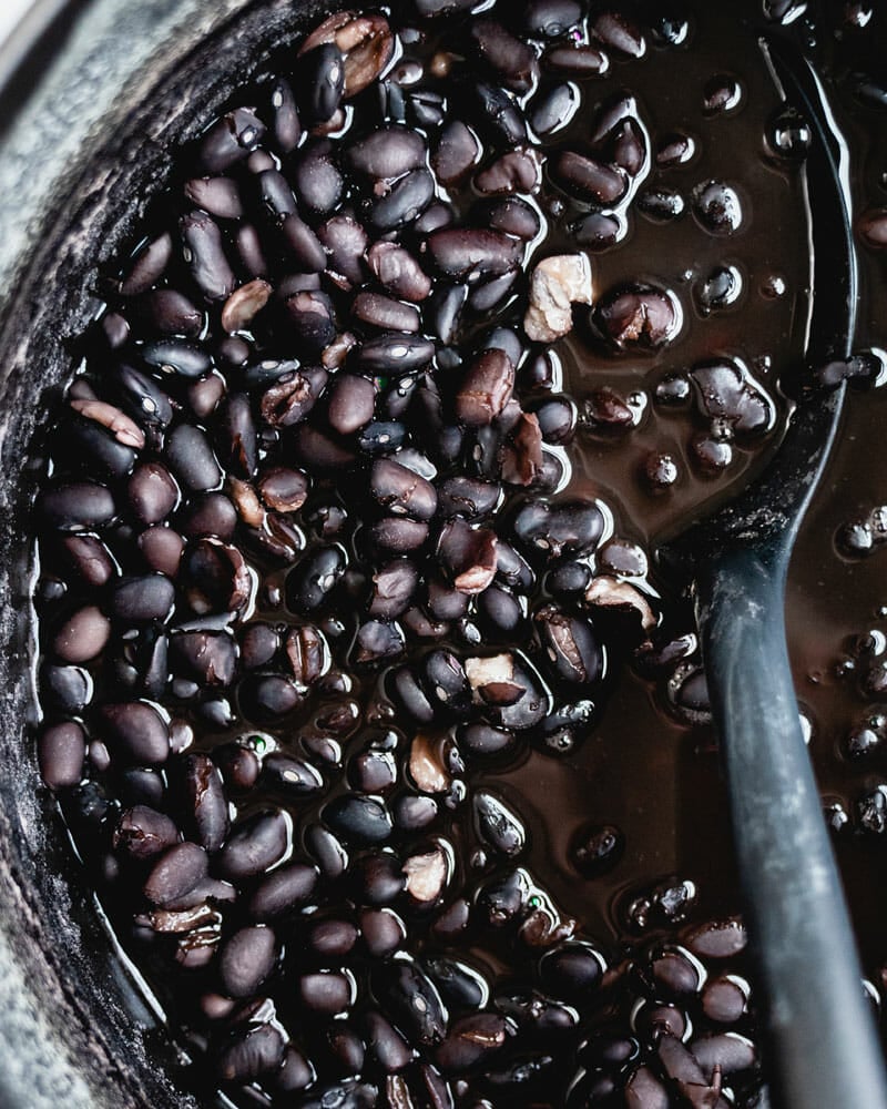 How to cook black beans