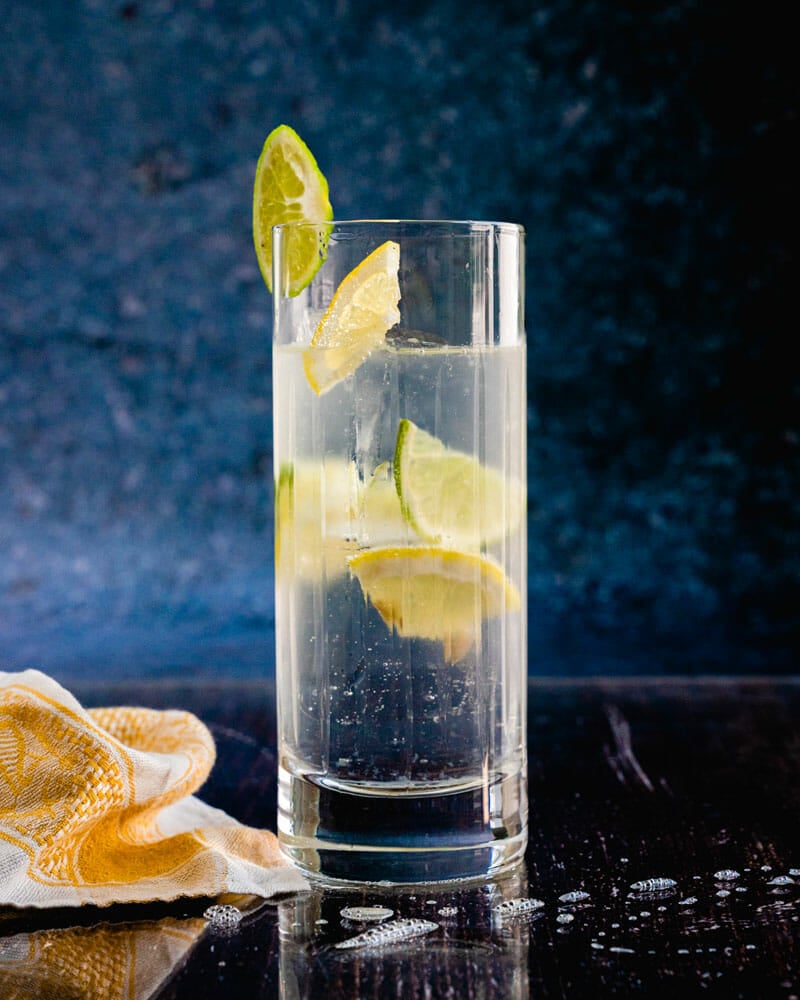 Vodka tonic