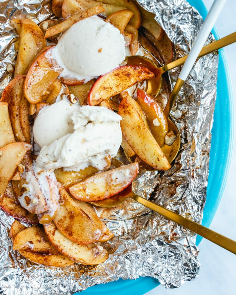 Grilled apples