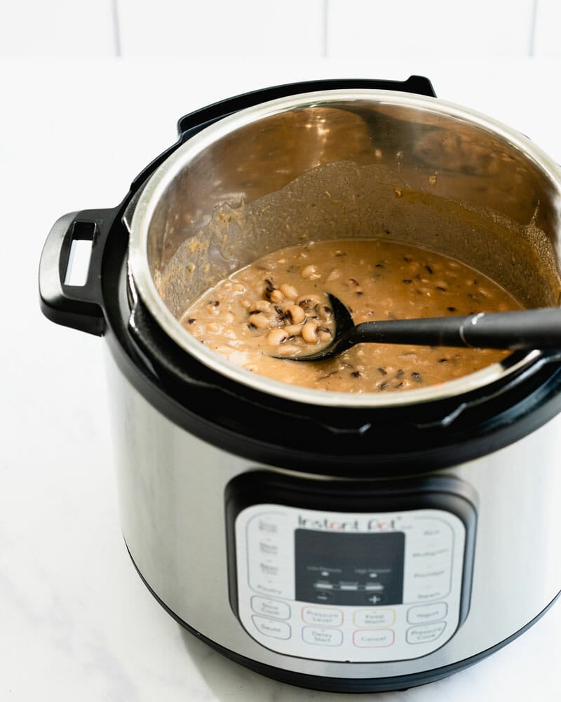 Instant Pot black eyed peas