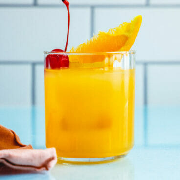 Amaretto stone sour