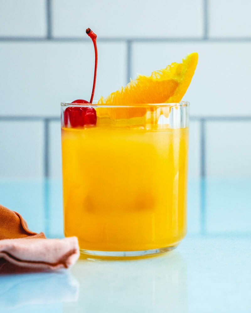 Amaretto stone sour