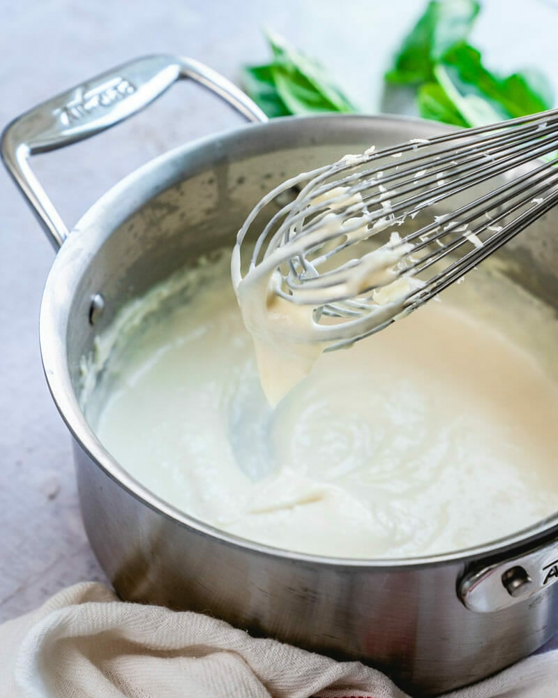 Garlic cream sauce