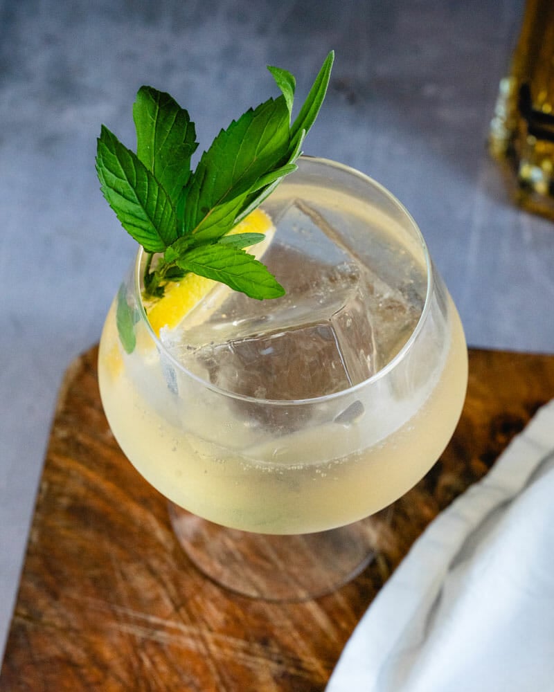 Elderflower cocktail