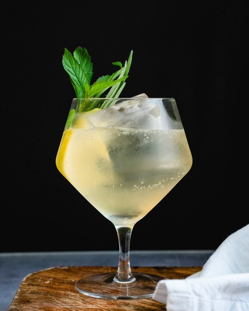 Elderflower cocktail