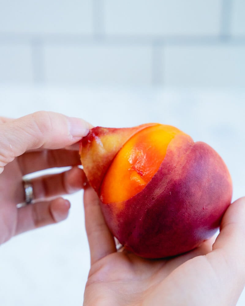 How to peel peaches