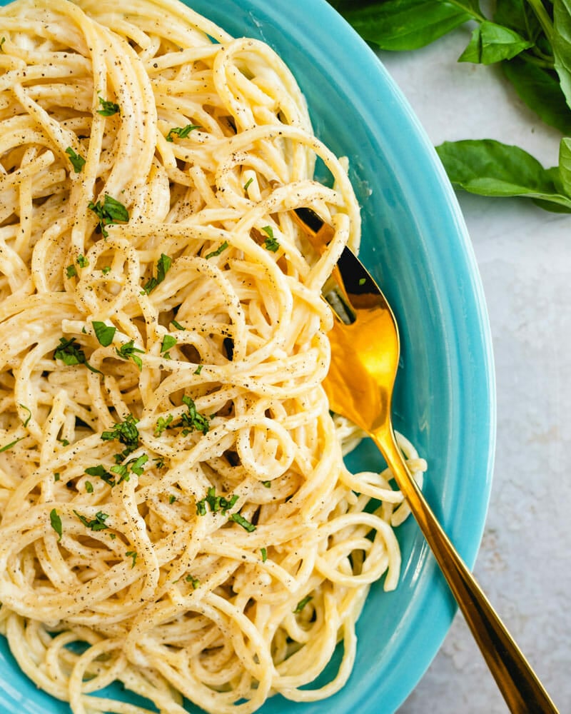 White sauce pasta