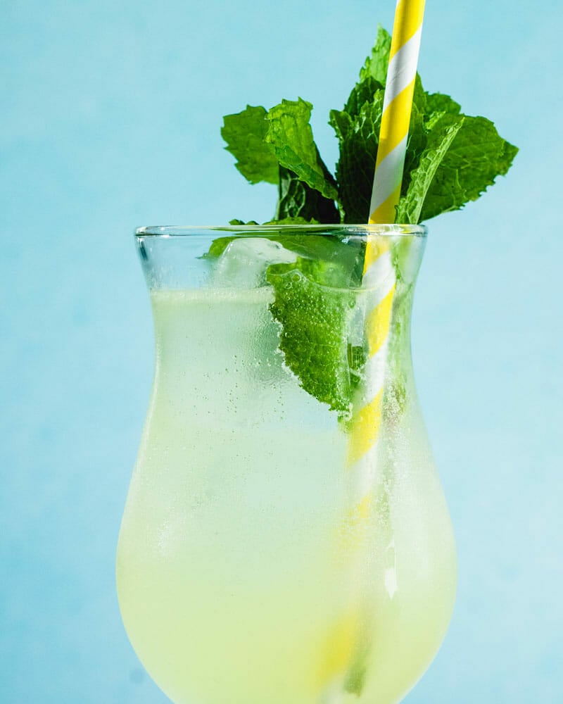 Limoncello cocktail