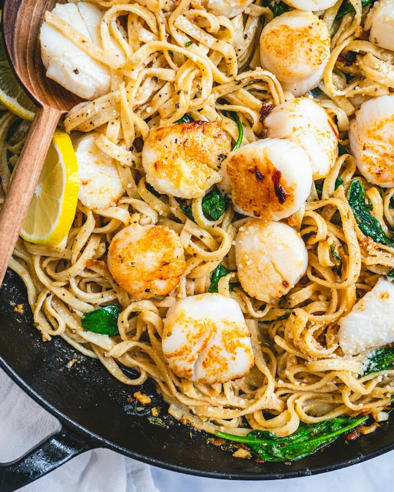 Scallop pasta
