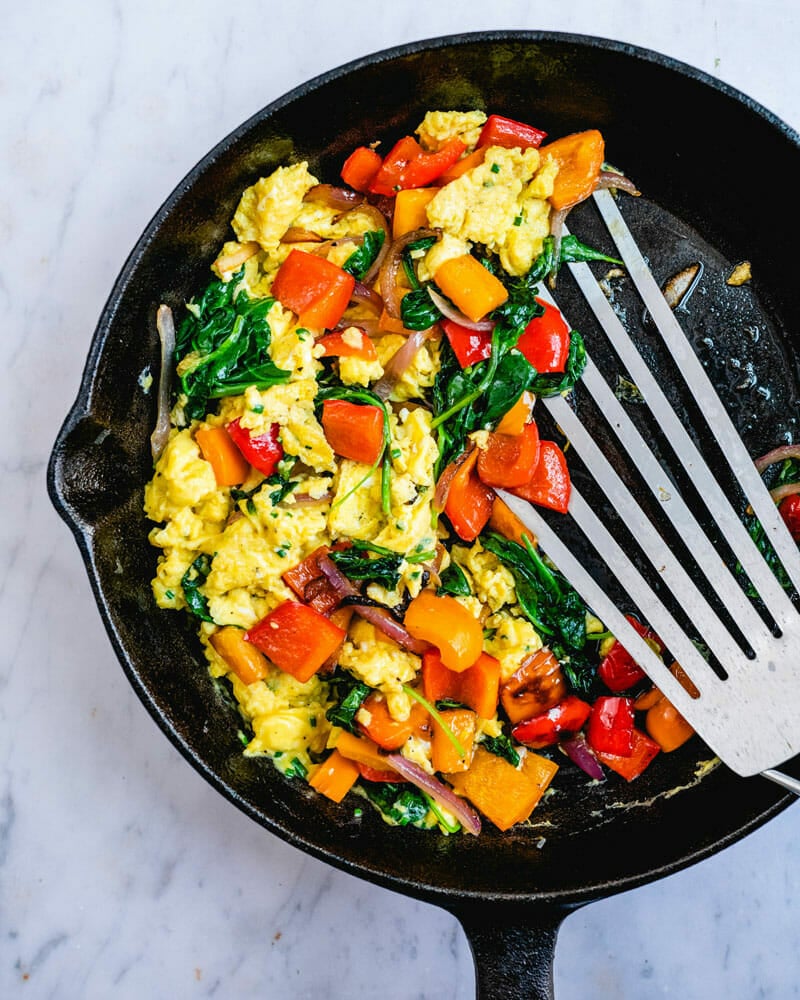Egg breakfast scramble