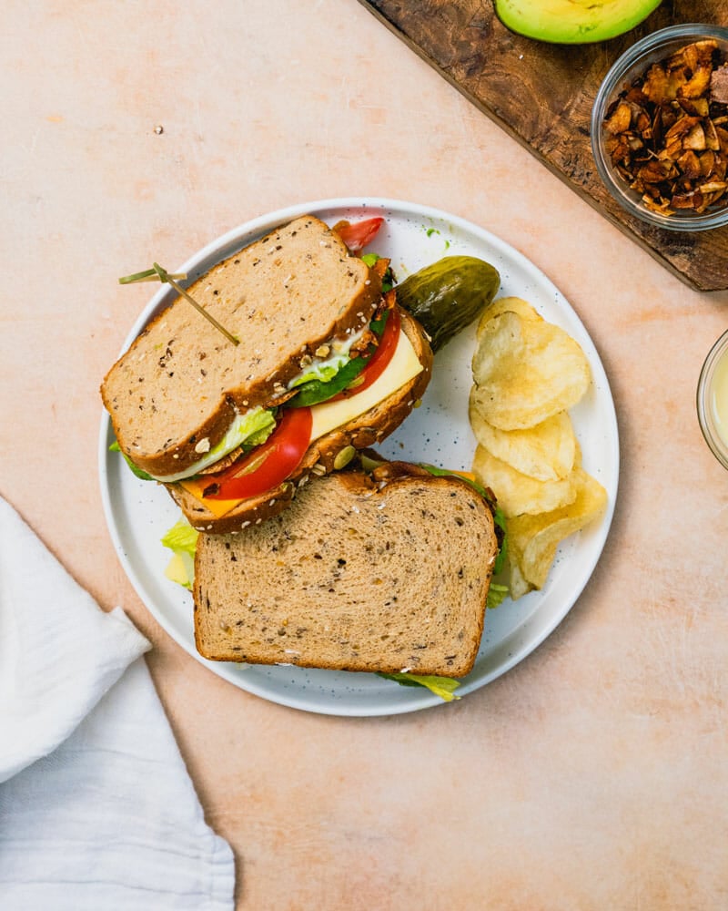 Avocado sandwich