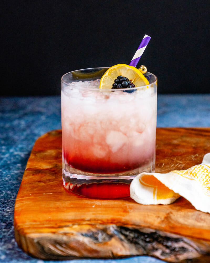 Bramble cocktail